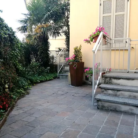 Al Molo 1 アパート *